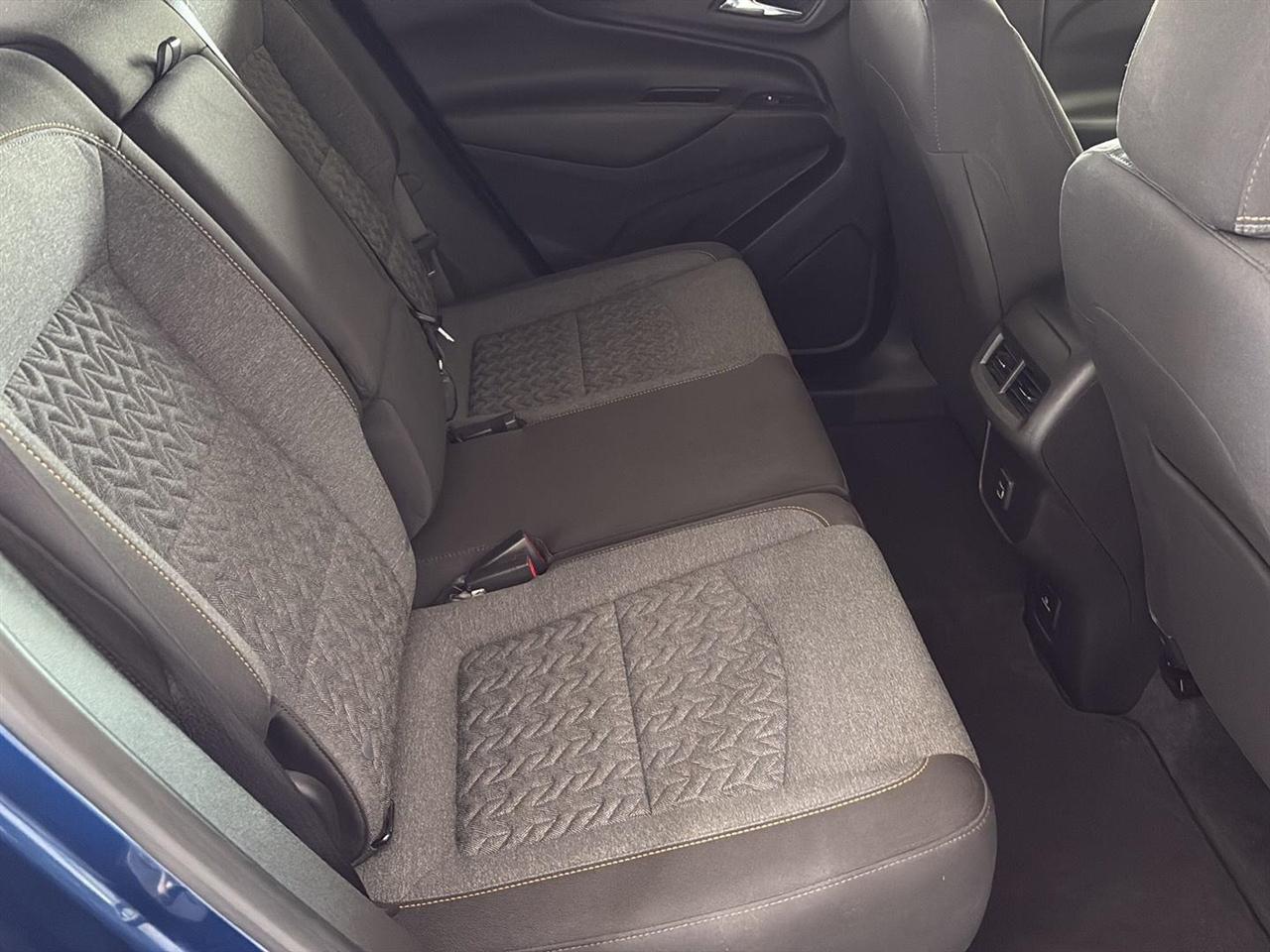 Chevrolet Equinox AWD 4dr LT w/1LT 2023