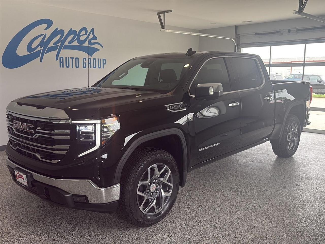 2026 GMC Sierra 1500 4WD Crew Cab 147" SLT