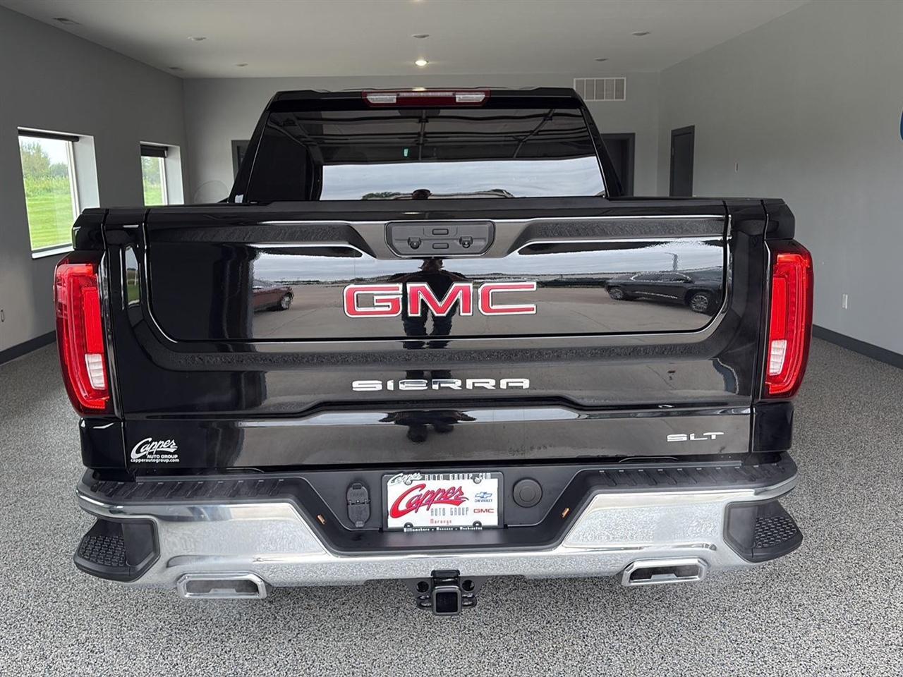 GMC Sierra 1500 4WD Crew Cab 147" SLT 2026