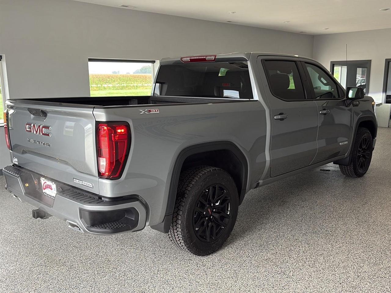 GMC Sierra 1500 4WD Crew Cab 147" Elevation w/3SB 2026