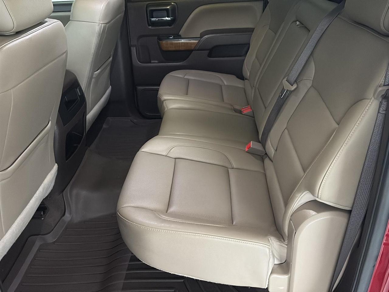 GMC Sierra 1500 4WD Crew Cab 143.5" SLT 2018