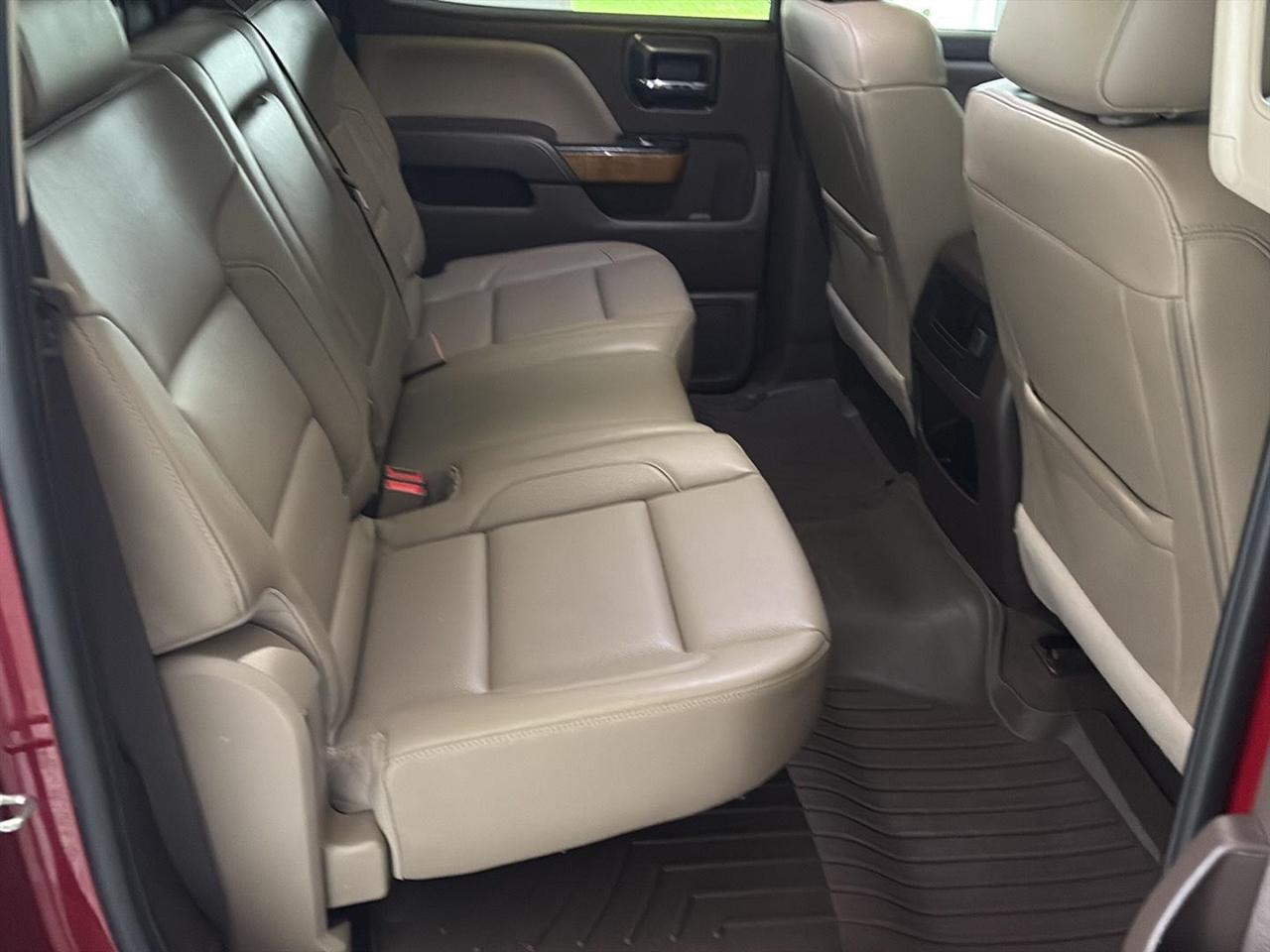 GMC Sierra 1500 4WD Crew Cab 143.5" SLT 2018