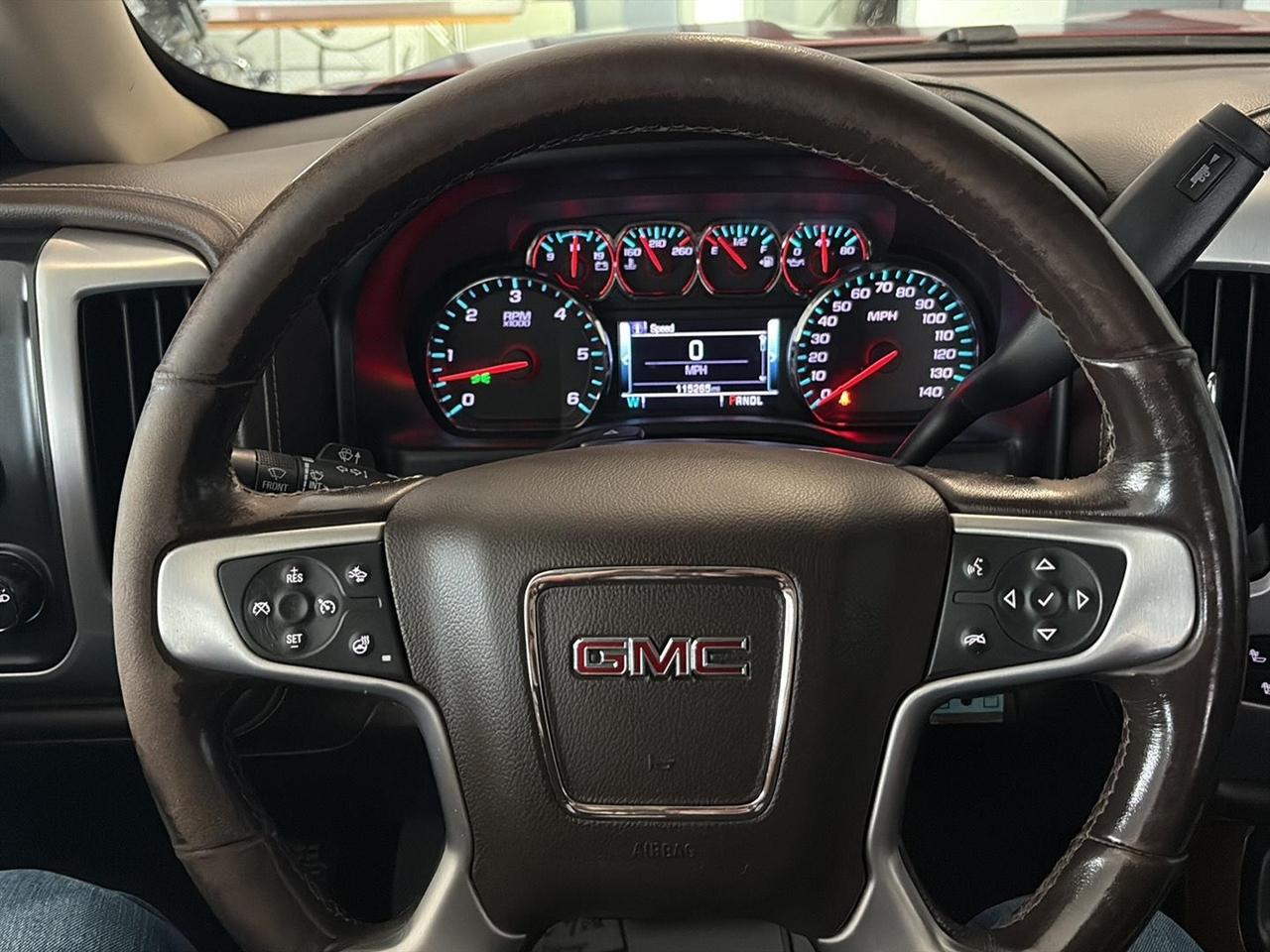 GMC Sierra 1500 4WD Crew Cab 143.5" SLT 2018