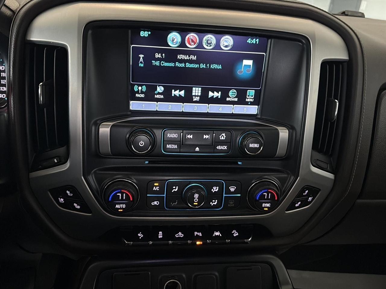 GMC Sierra 1500 4WD Crew Cab 143.5" SLT 2018