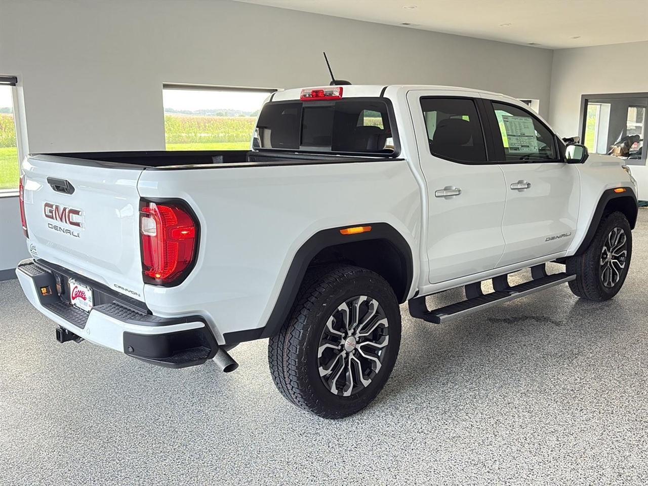GMC Canyon 4WD Crew Cab Denali 2026