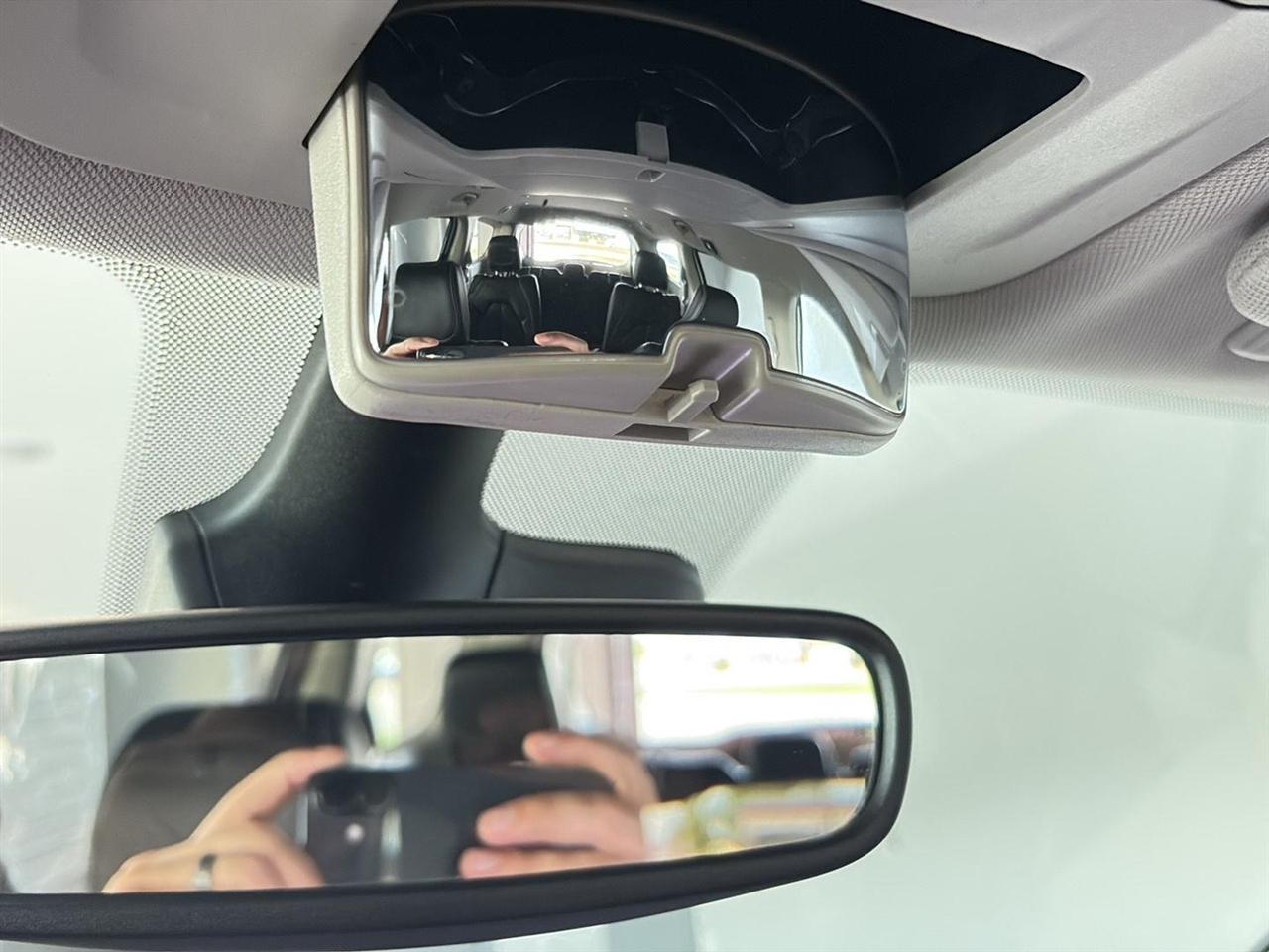 Chrysler Pacifica Touring L FWD 2023