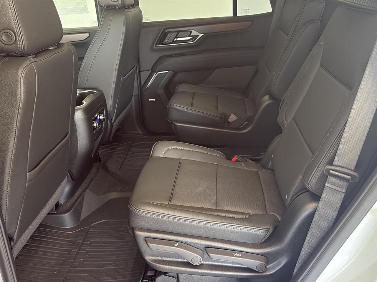 GMC Yukon 4WD 4dr Denali 2027