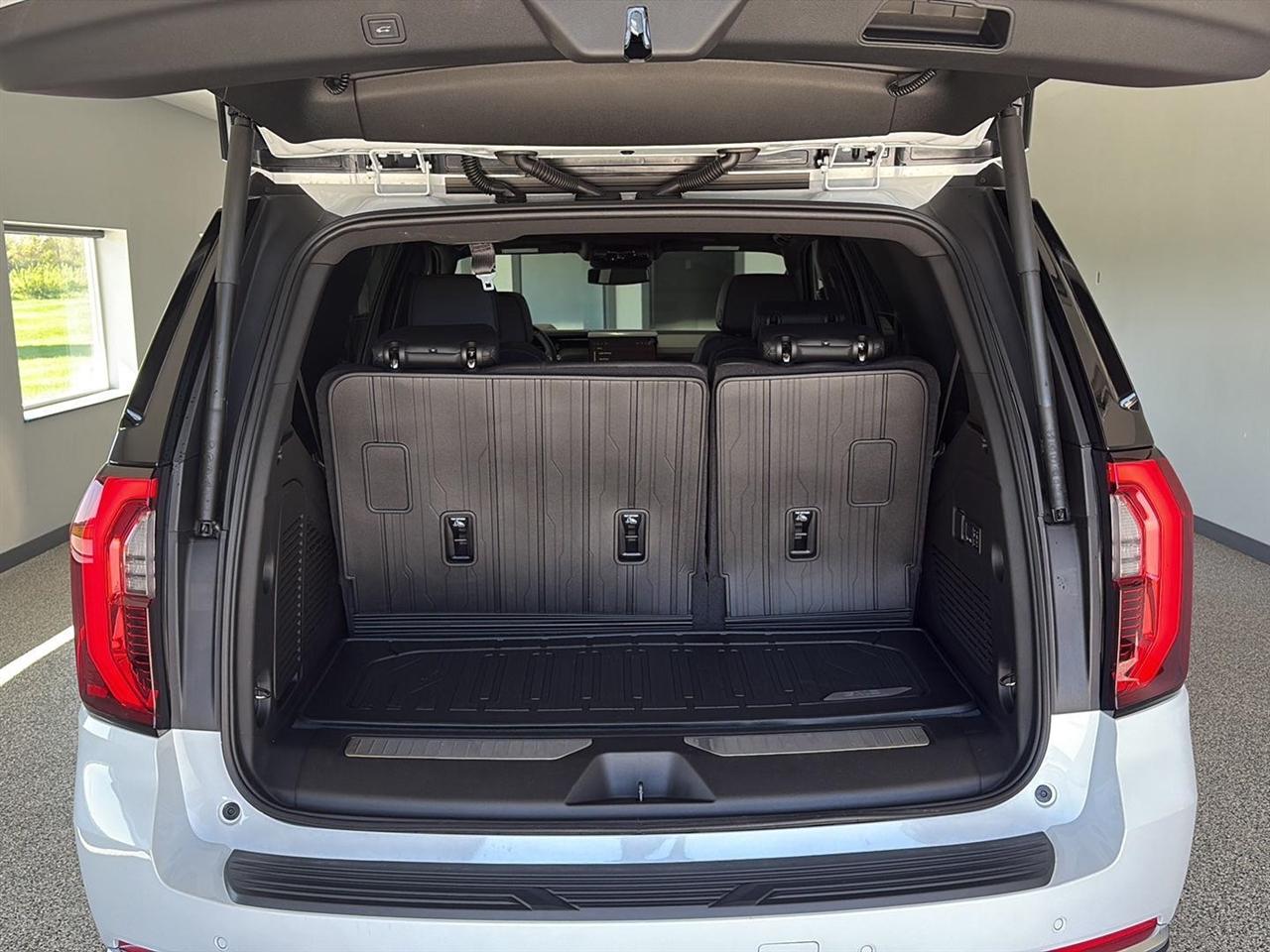 GMC Yukon 4WD 4dr Denali 2027
