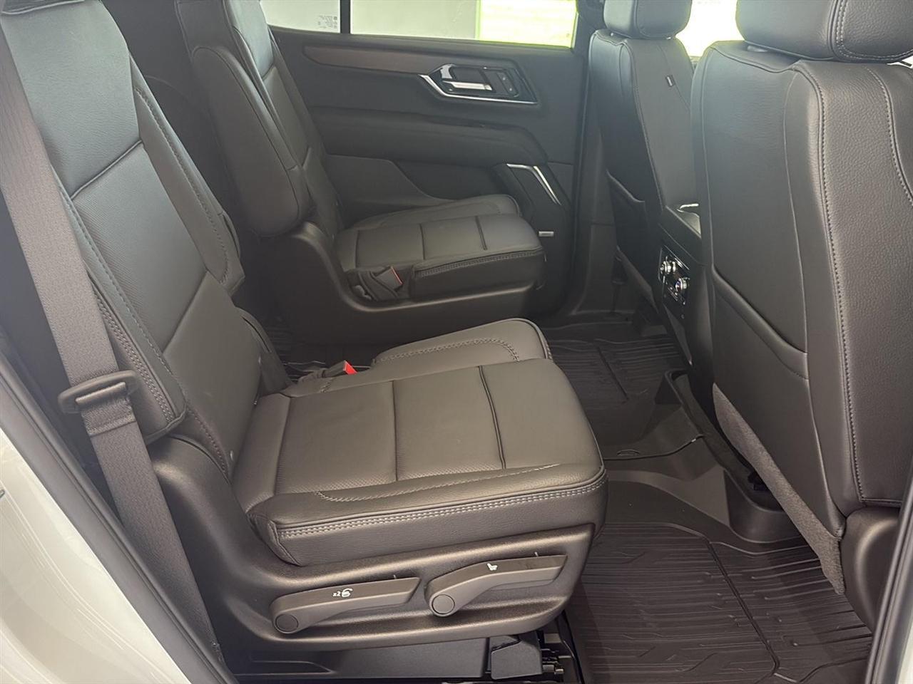 GMC Yukon 4WD 4dr Denali 2027