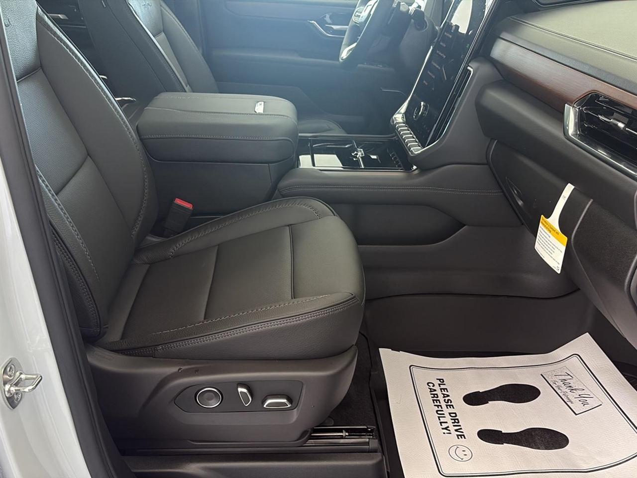 GMC Yukon 4WD 4dr Denali 2027