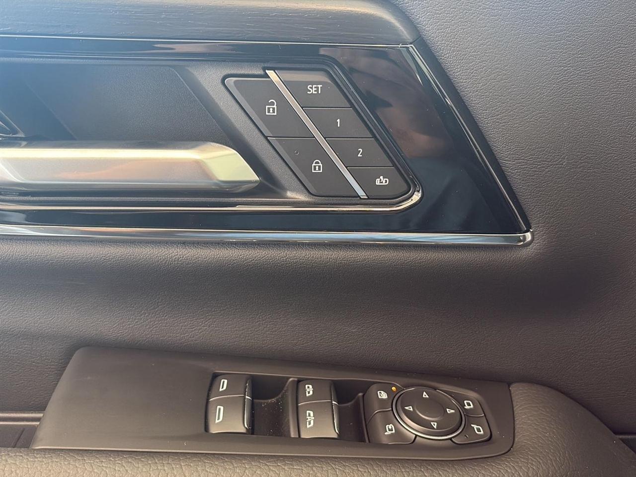 GMC Yukon 4WD 4dr Denali 2027