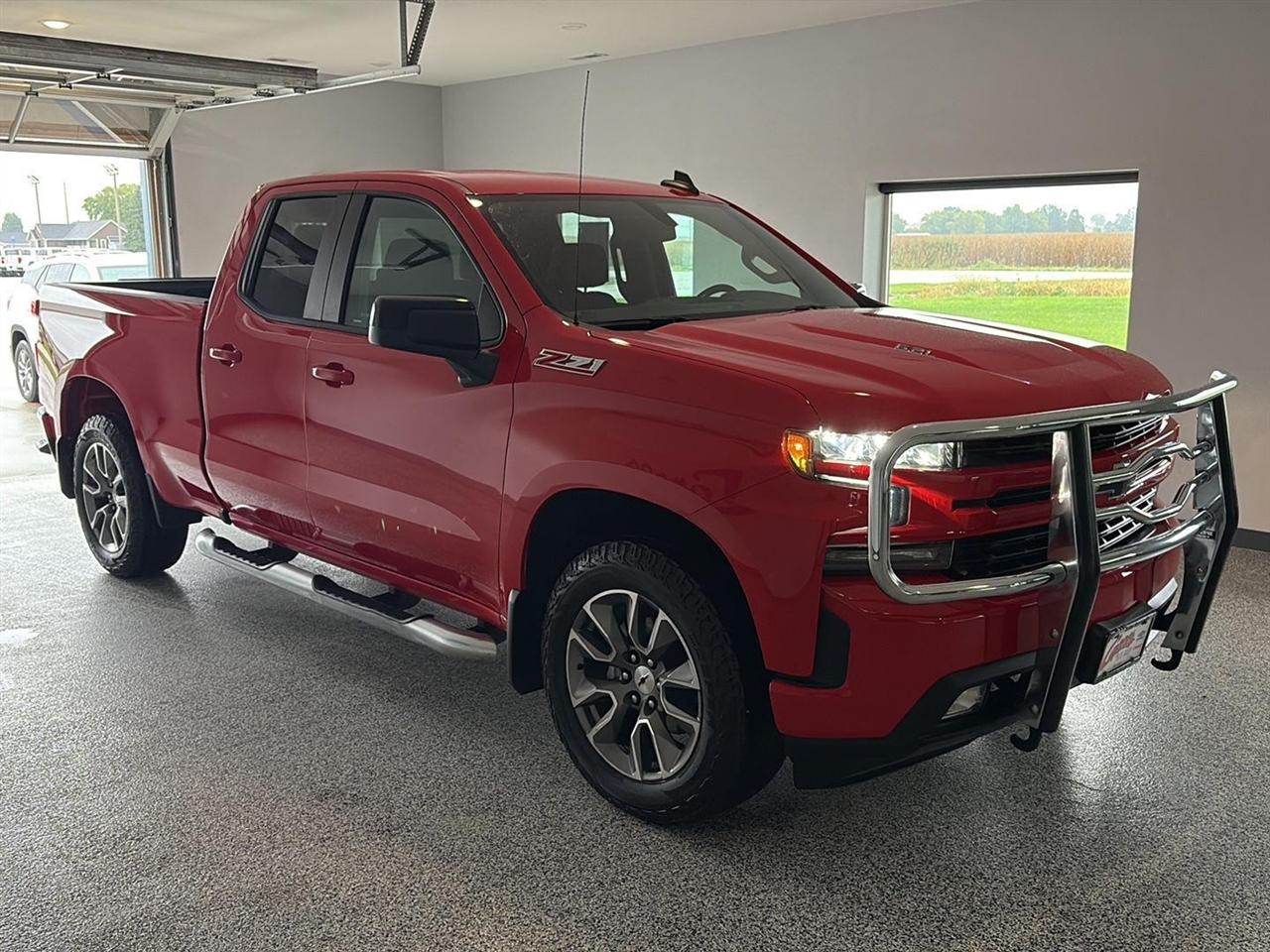Chevrolet Silverado 1500 4WD Double Cab 147" RST 2021