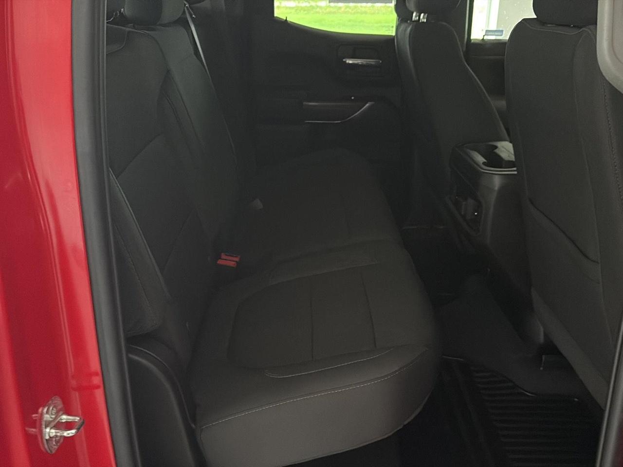 Chevrolet Silverado 1500 4WD Double Cab 147" RST 2021