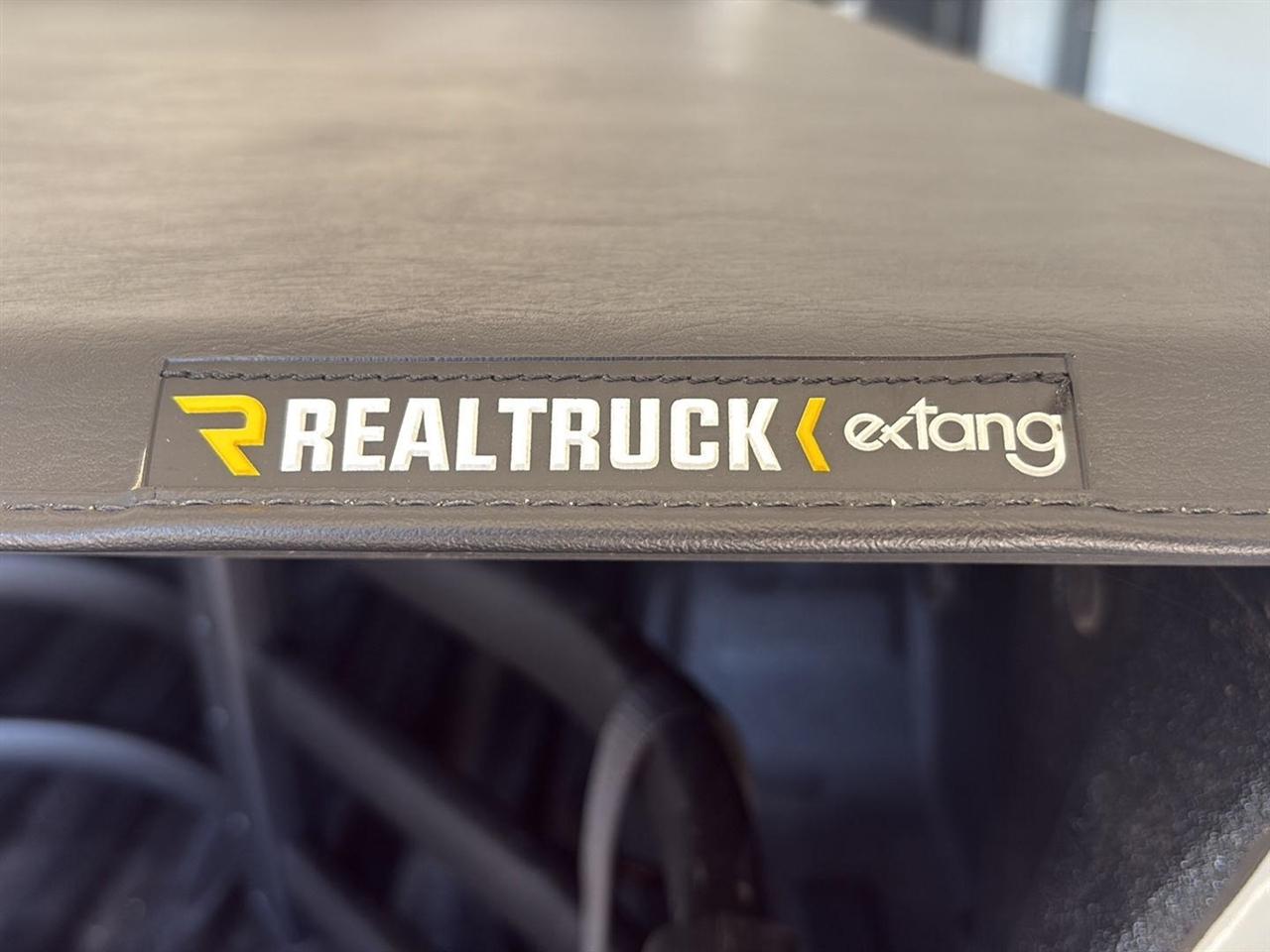 GMC Sierra 1500 4WD Reg Cab 140" Pro 2025