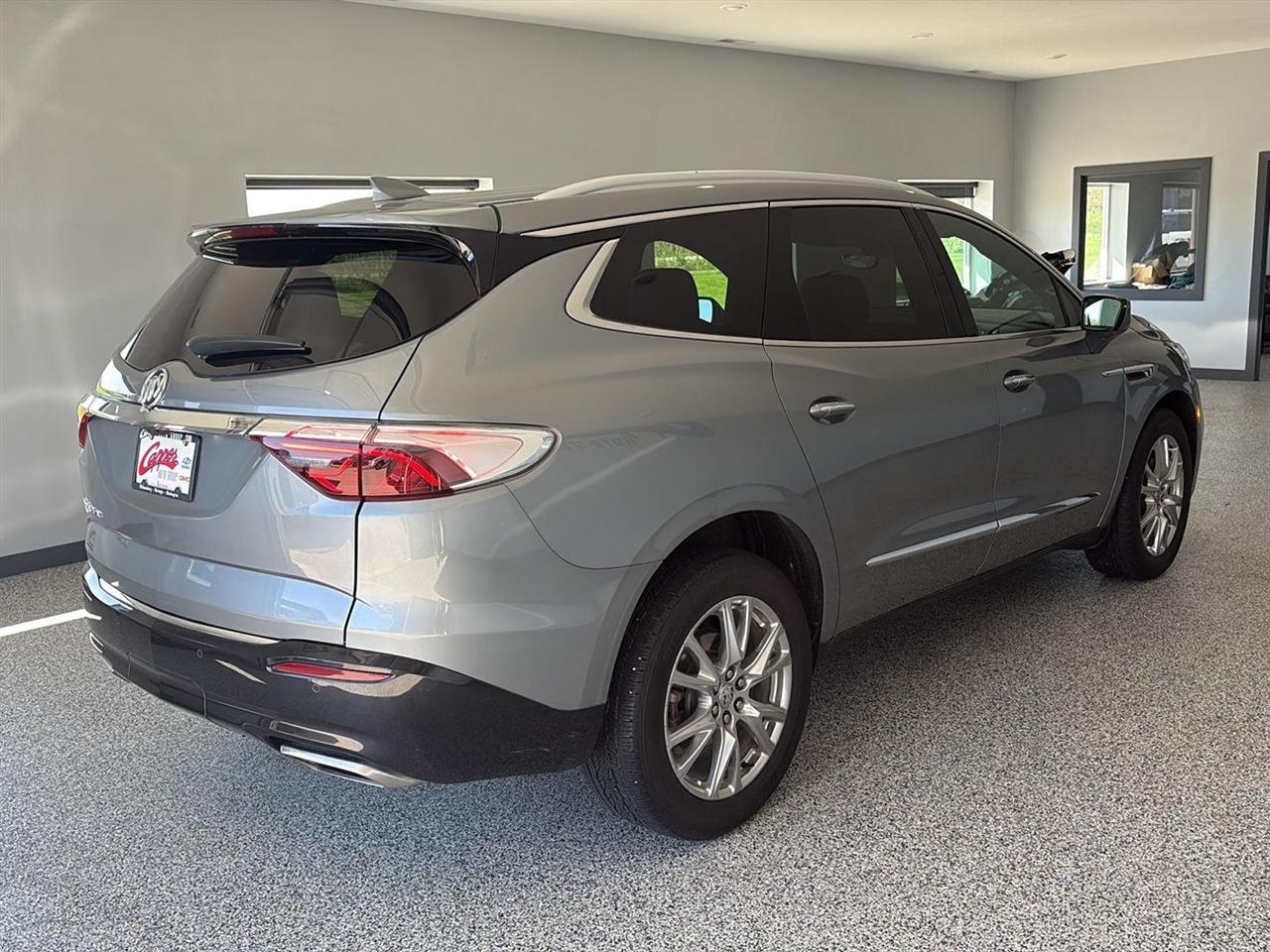 Buick Enclave AWD 4dr Premium 2023