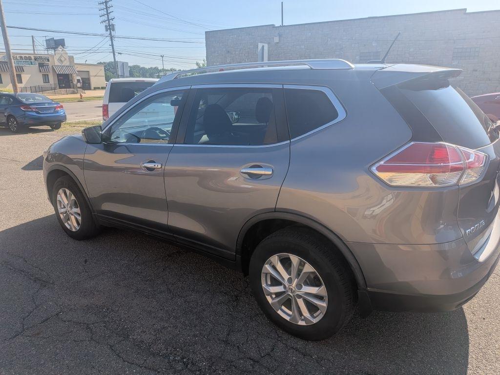 2016 Nissan Rogue SV - Photo 5