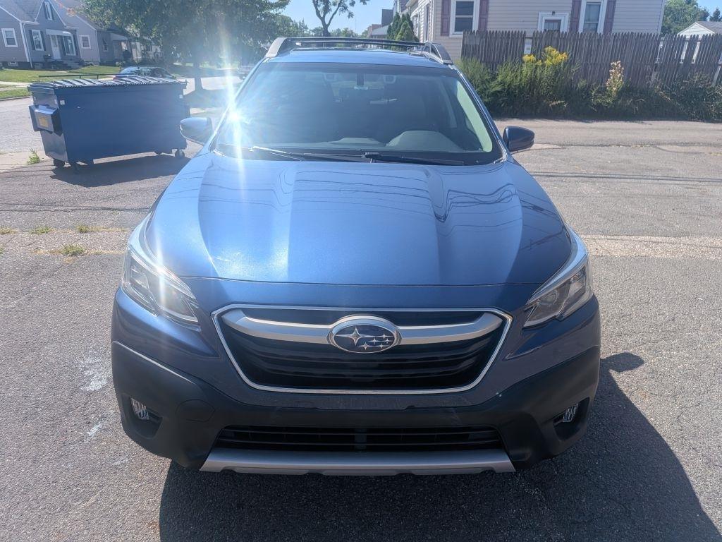Subaru Outback  2021