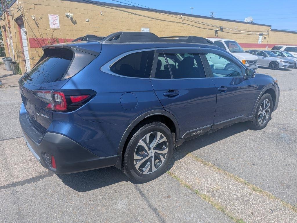 Subaru Outback  2021
