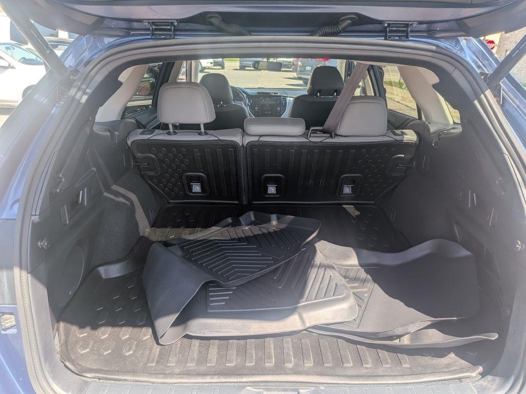 Subaru Outback  2021