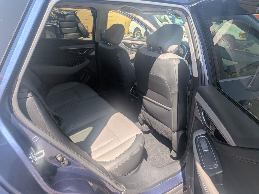 Subaru Outback  2021