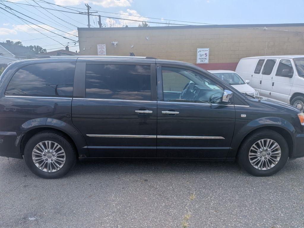 Chrysler Town & Country  2014