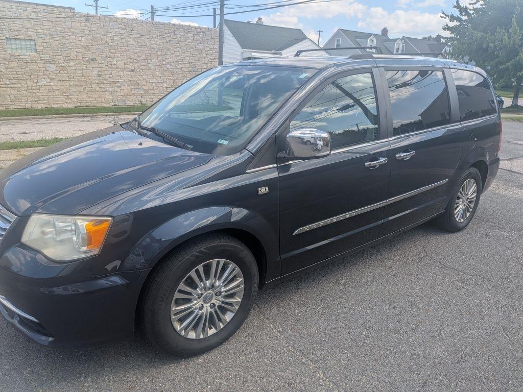 Chrysler Town & Country  2014