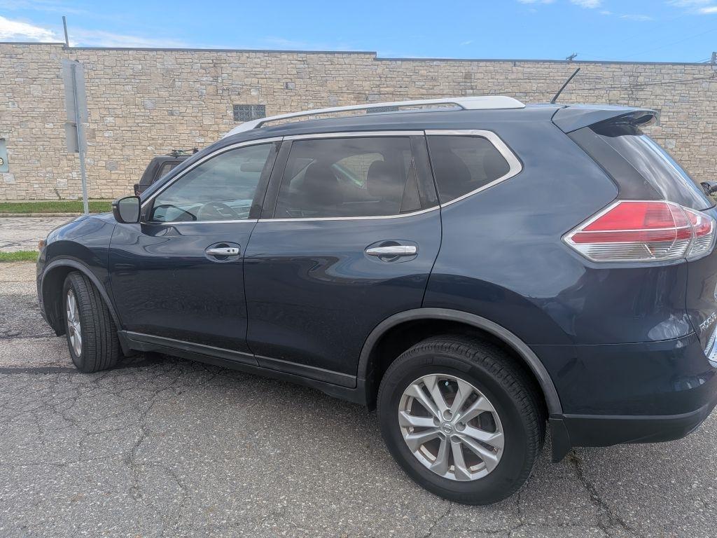 2016 Nissan Rogue SV - Photo 5