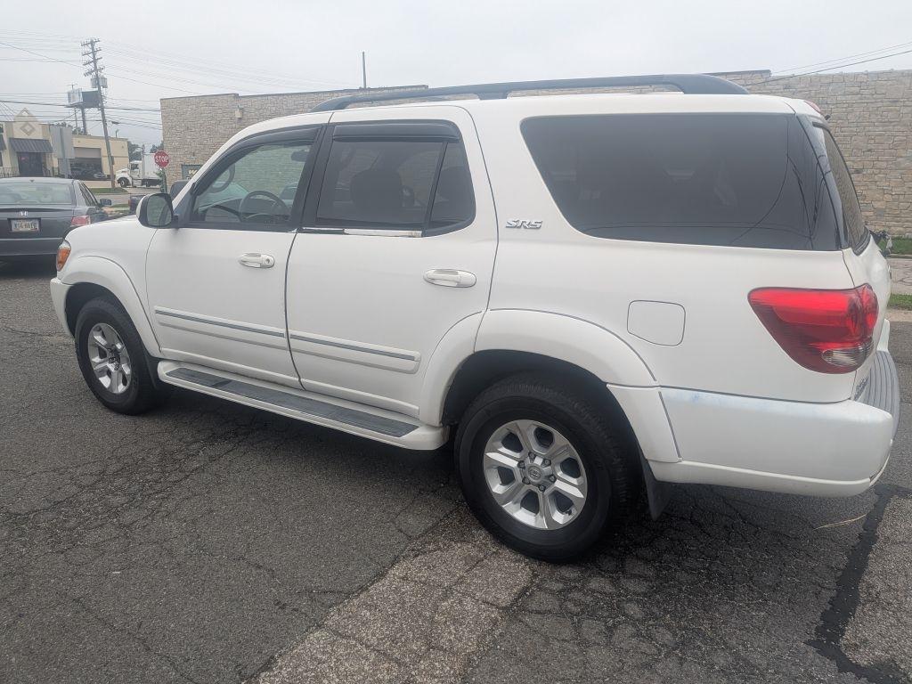 Toyota Sequoia  2005