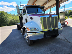 2006 Peterbilt 335 