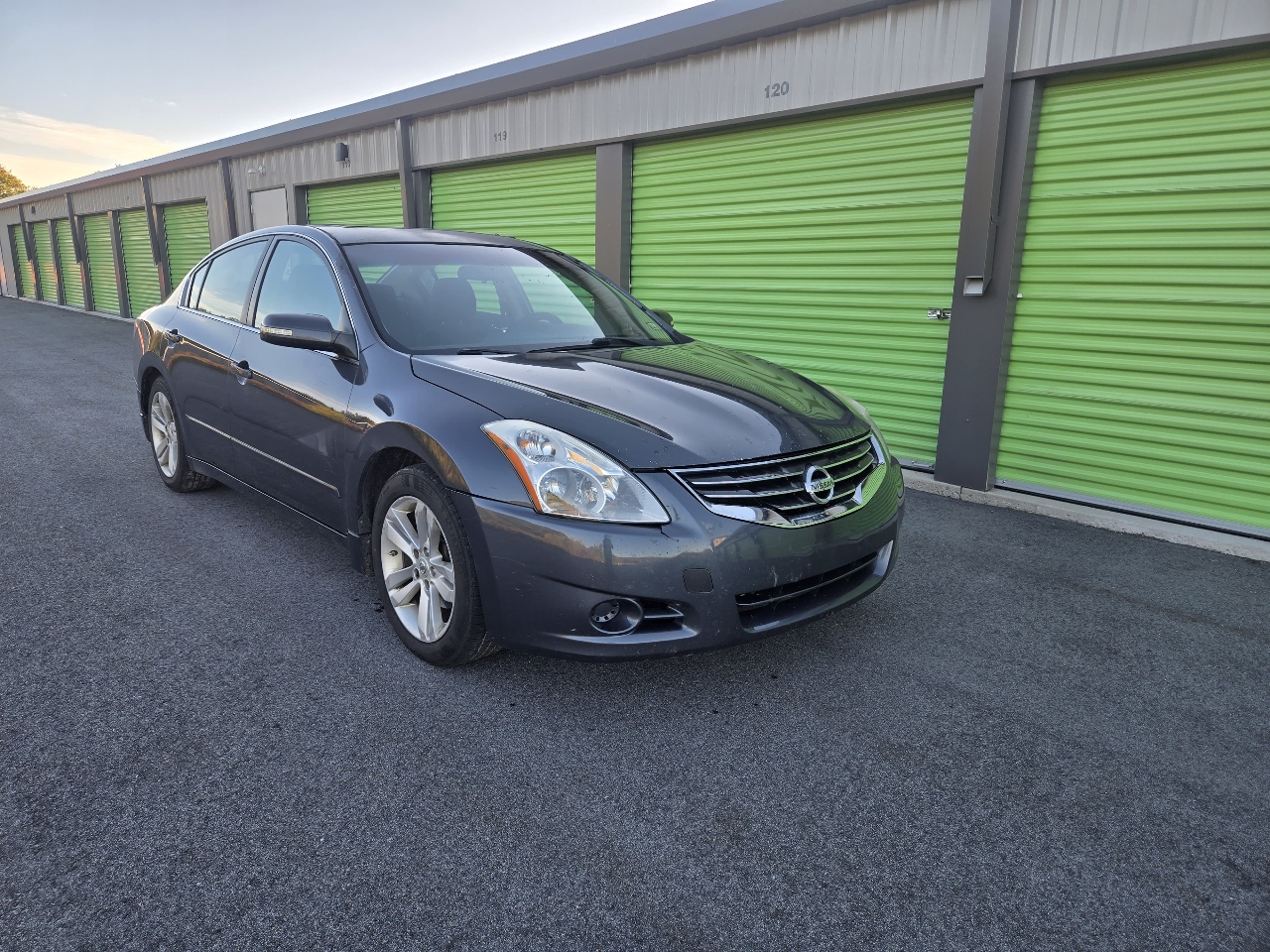 2010 Nissan Altima 3.5 SR