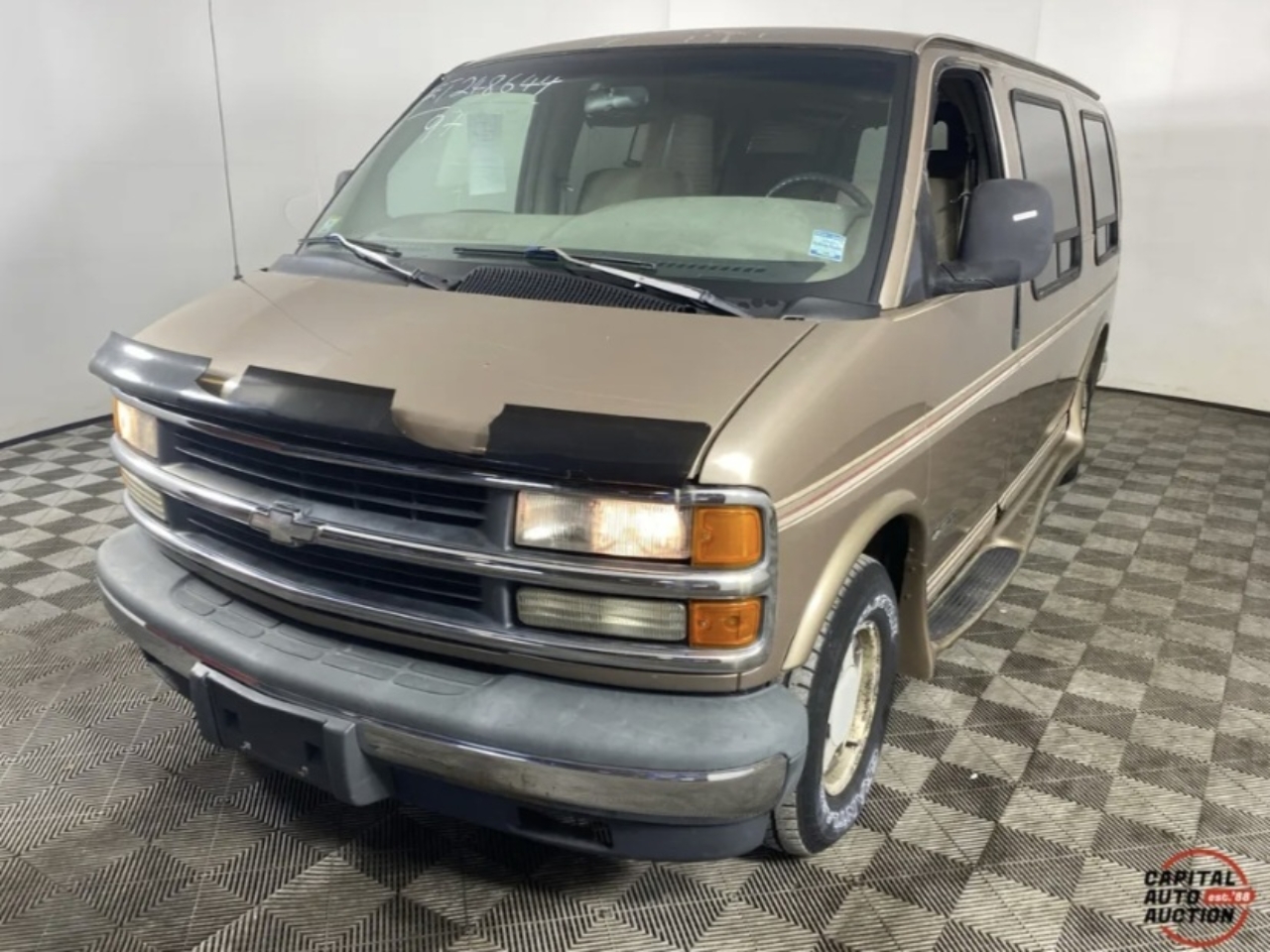 1997 Chevrolet Express 1500 LT
