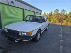 1985 Saab 900 