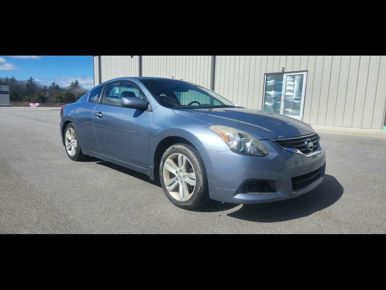 2010 Nissan Altima 2.5 S 6M/T Coupe