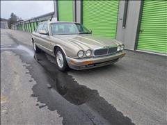 1995 Jaguar XJ Sedan 