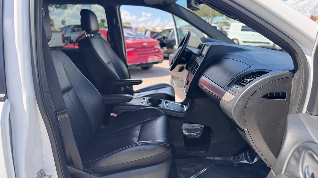 Dodge Grand Caravan GT 2019