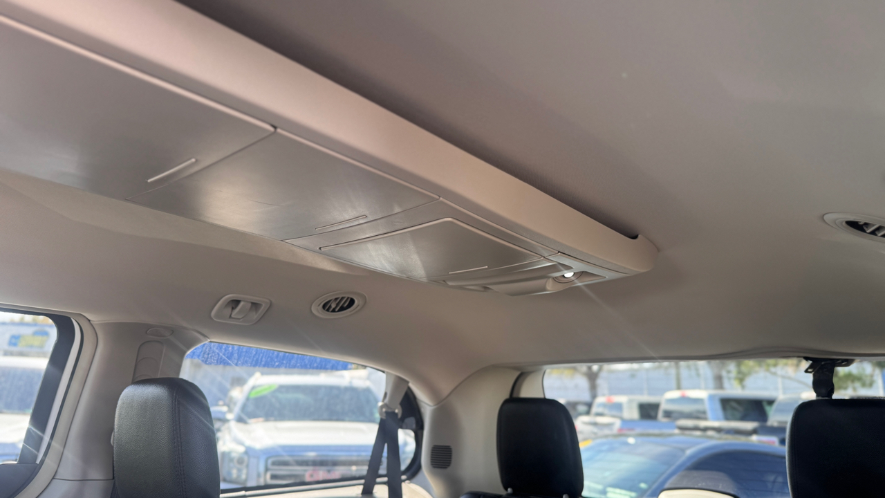 Chrysler Town & Country Touring 2016