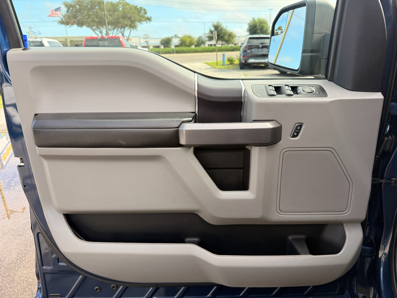 Ford F-150 4WD SuperCrew 157" XLT 2019