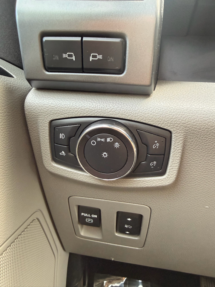 Ford F-150 4WD SuperCrew 157" XLT 2019