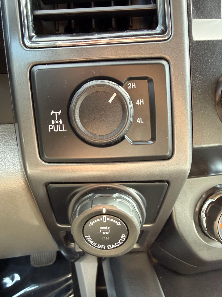 Ford F-150 4WD SuperCrew 157" XLT 2019