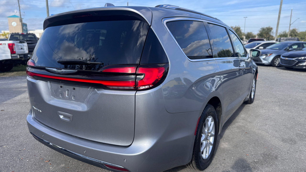 Chrysler Pacifica Touring L Plus FWD 2021
