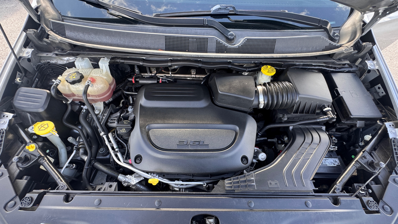 Chrysler Pacifica Touring L Plus FWD 2021