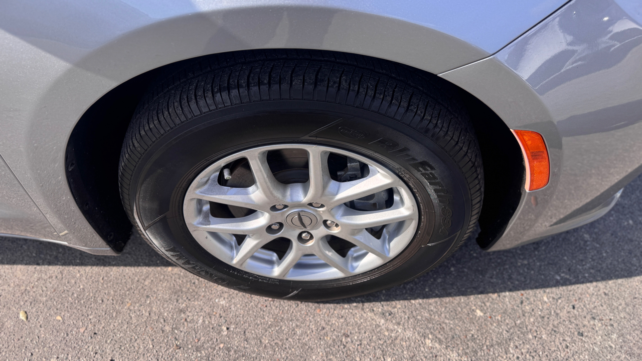 Chrysler Pacifica Touring L Plus FWD 2021