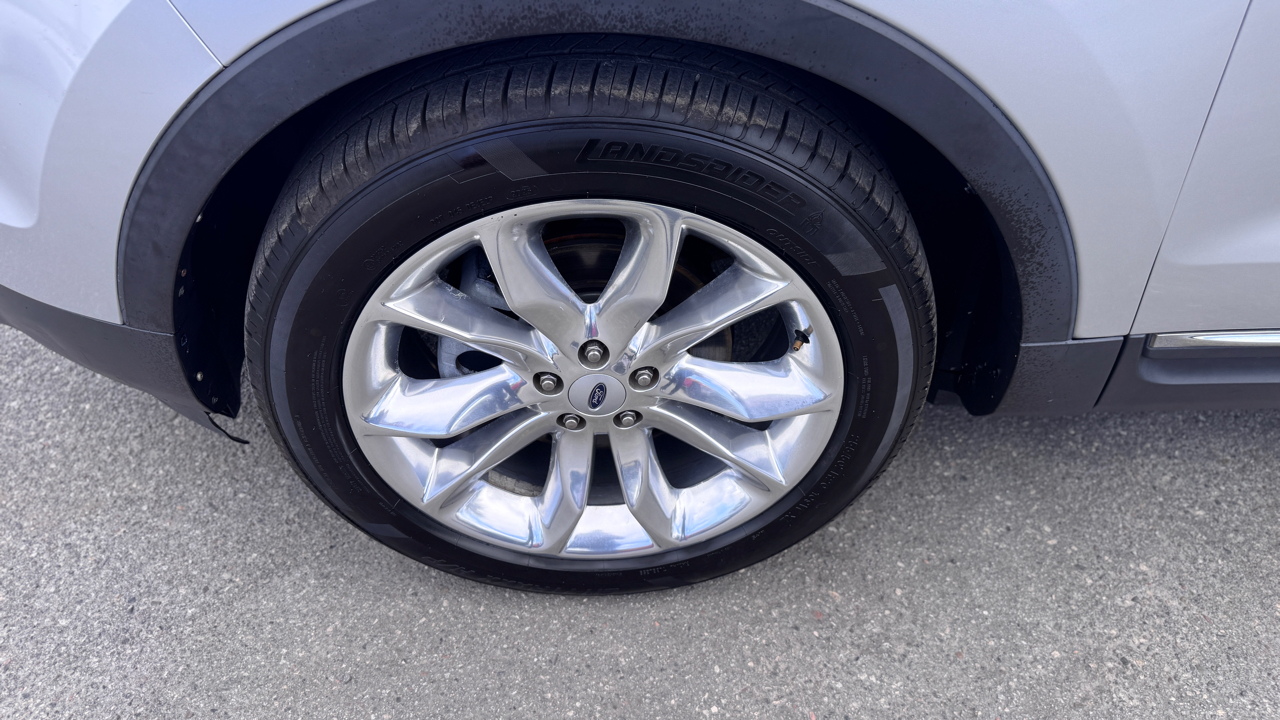 Ford Explorer FWD 4dr XLT 2012