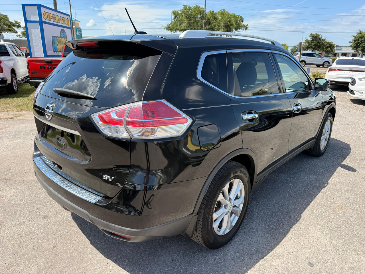 Nissan Rogue FWD 4dr SV 2016