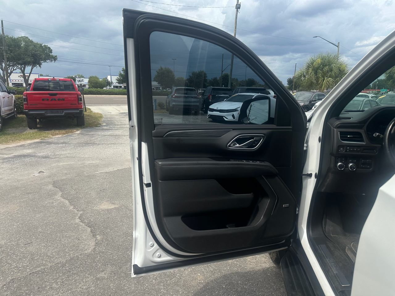 GMC Yukon 4WD 4dr SLT 2021