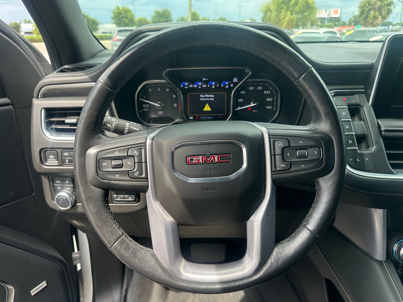 GMC Yukon 4WD 4dr SLT 2021