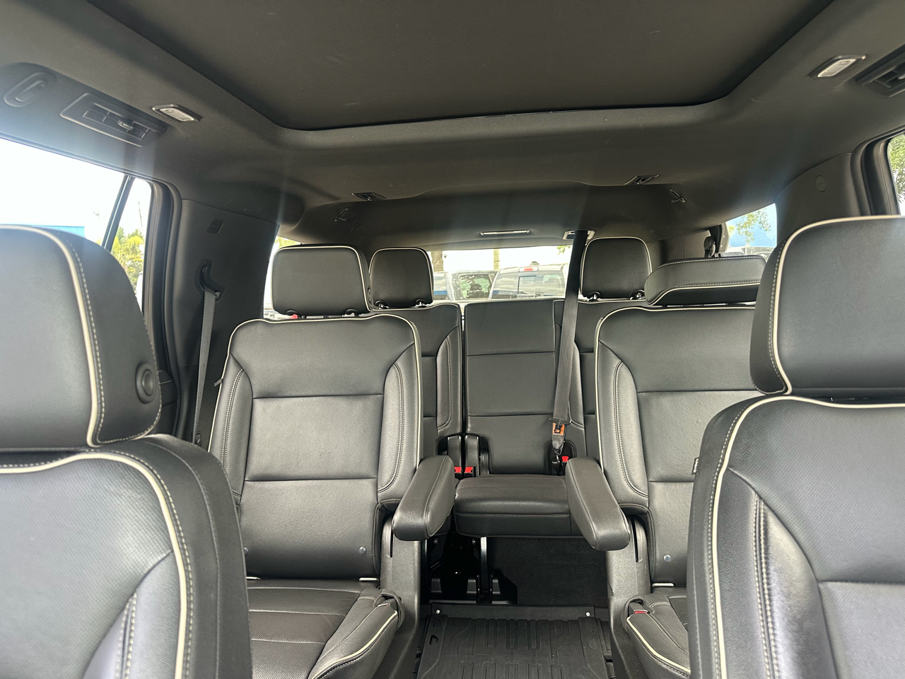 GMC Yukon 4WD 4dr SLT 2021