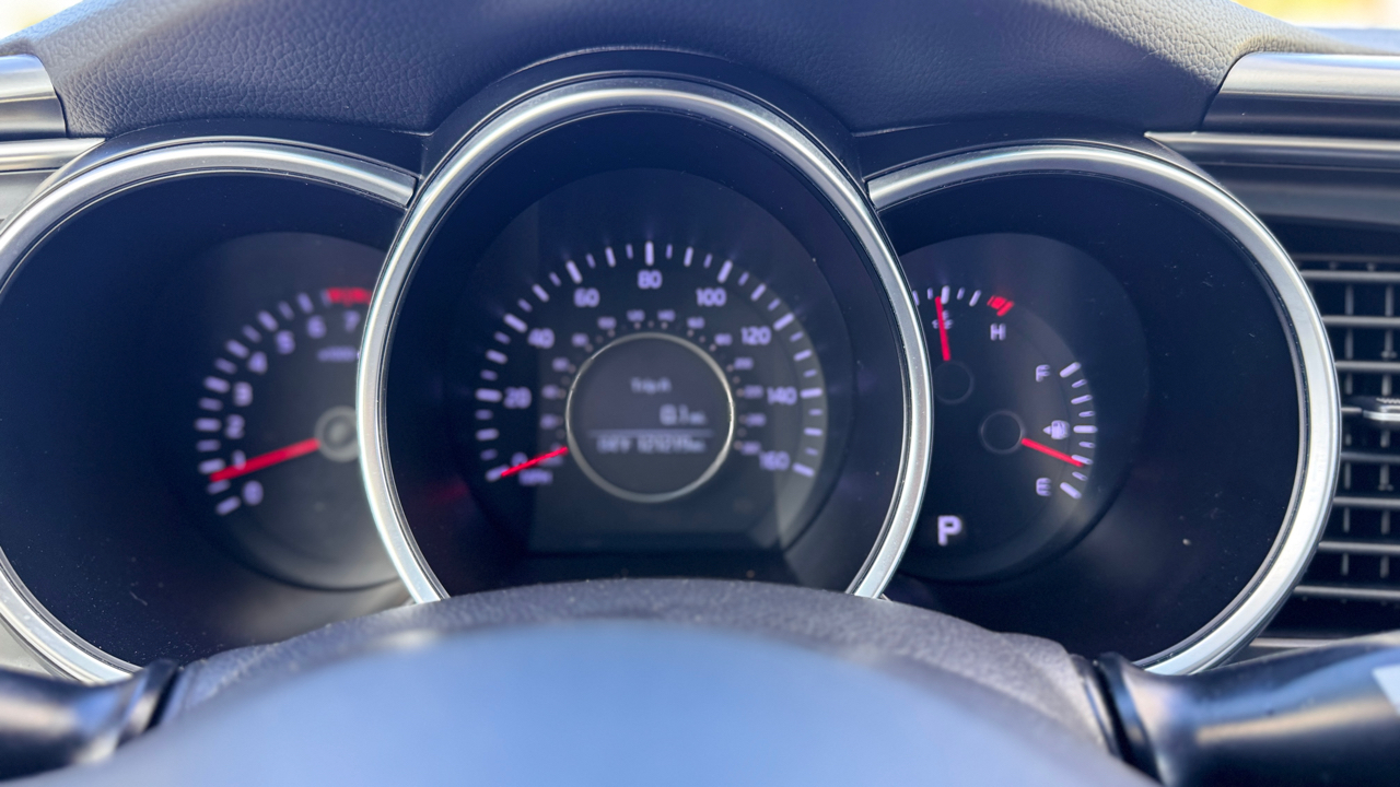 Kia Optima 4dr Sdn LX 2015 Kia Optima 4dr Sdn LX 2015