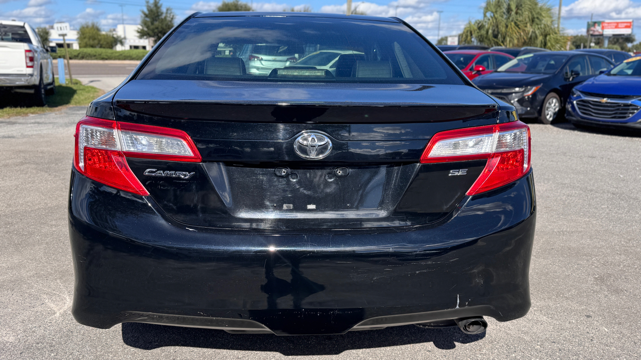 Toyota Camry 4dr Sdn I4 Auto SE w/Special Edition Pkg (Natl) 2013 Toyota Camry 4dr Sdn I4 Auto SE w/Special Edition Pkg (Natl) 2013