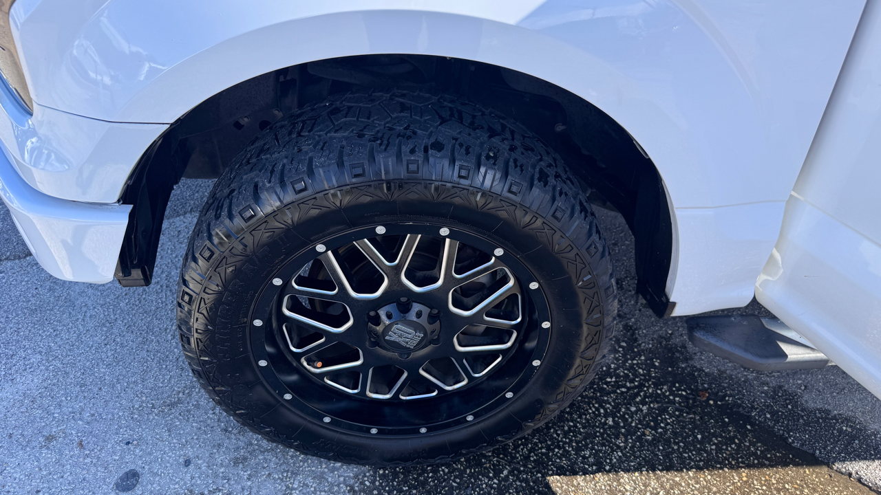 Ford F-150 2WD SuperCrew 145" XLT 2015 Ford F-150 2WD SuperCrew 145" XLT 2015